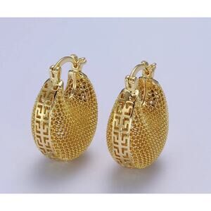 AIM 14K Gold Plated
Minimalist Riveted Wire Rings Dome Latch Earrings in Gold
